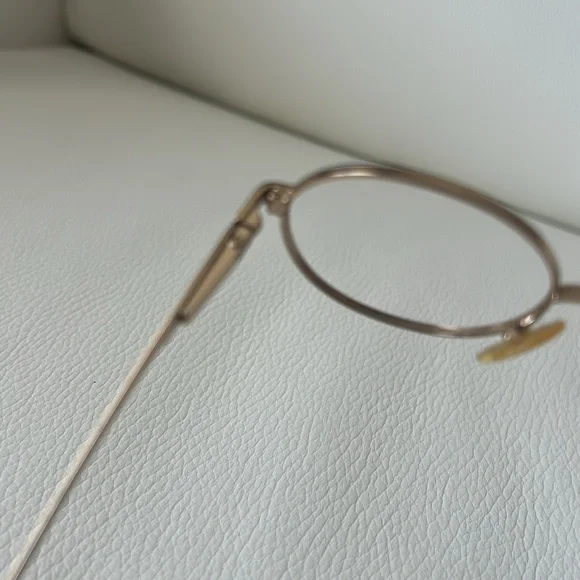 NEW. Round Red Retro Frame - Picture 12 of 15